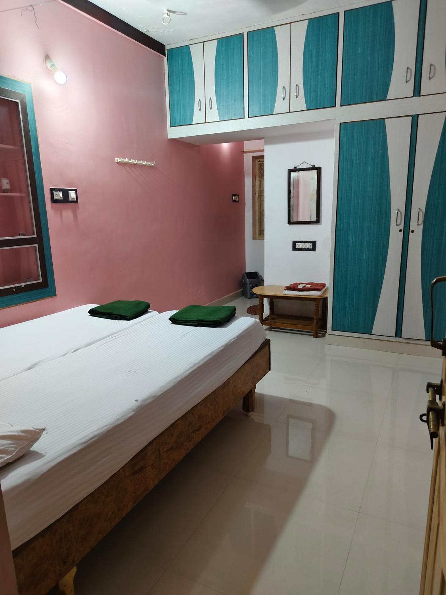 Backpiper Stay Hampi Exterior foto